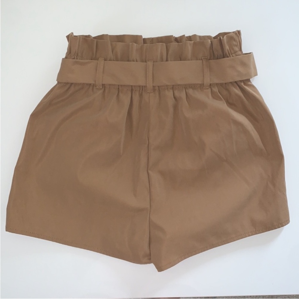 Shorts - Picture 4 of 6